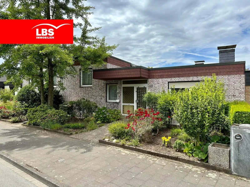 Straßenansicht - Haus kaufen in Münster - Münster-Kinderhaus geräumiges Atrium-Einfamilienhaus