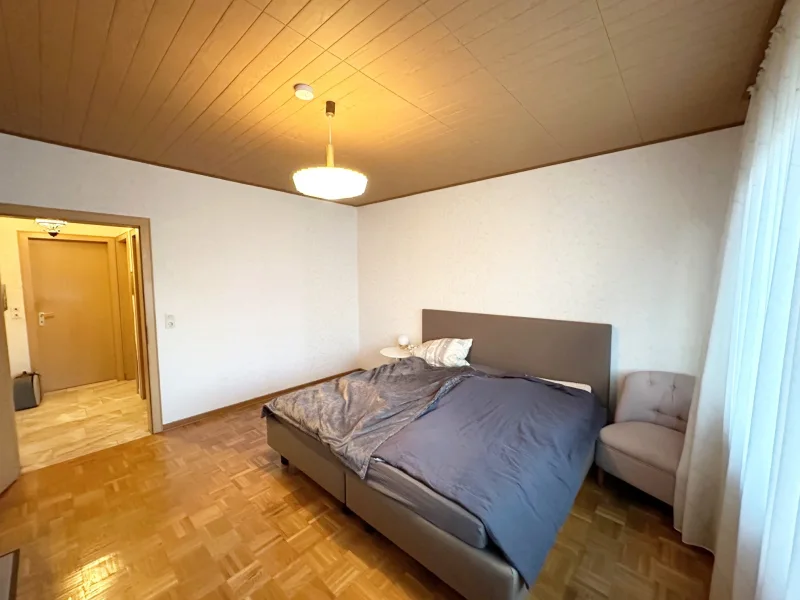 Elternschlafzimmer EG