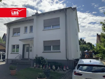 Nordansicht  - Haus kaufen in Lippstadt - ***Generationen-Haus mit viel Potenzial***