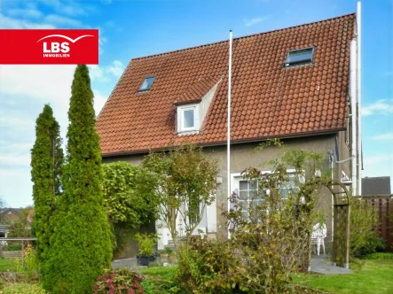 Vorderansicht - Haus kaufen in Rödinghausen - Ideal für eine Familie!