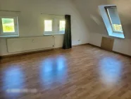 Zimmer Wohnung im DG