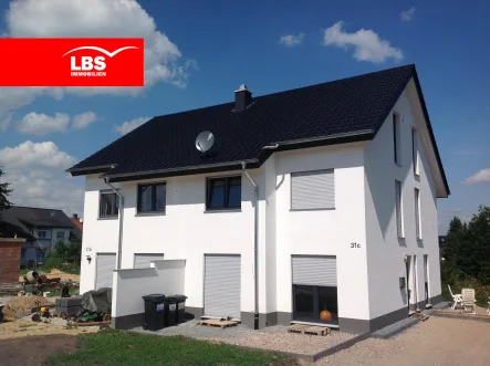 Doppelhaus (früheres Projekt) - Haus kaufen in Spenge - Jetzt geht Bauen wieder - Dank hoher Förderung!