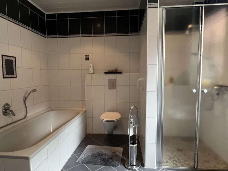 Badezimmer (Erdgeschoss)