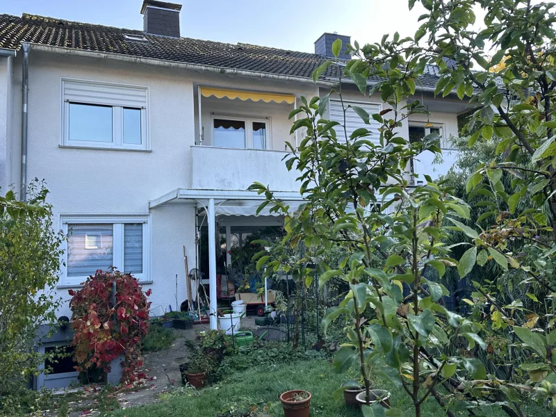 Westansicht-Terrasse-Loggia