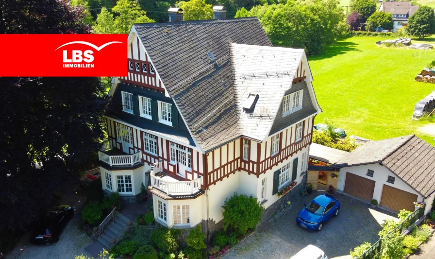  - Haus kaufen in Bad Berleburg - +++RESERVIERT+++ VILLENARTIGES LANDHAUS IN BAD BERLEBURG-ELSOFF +++