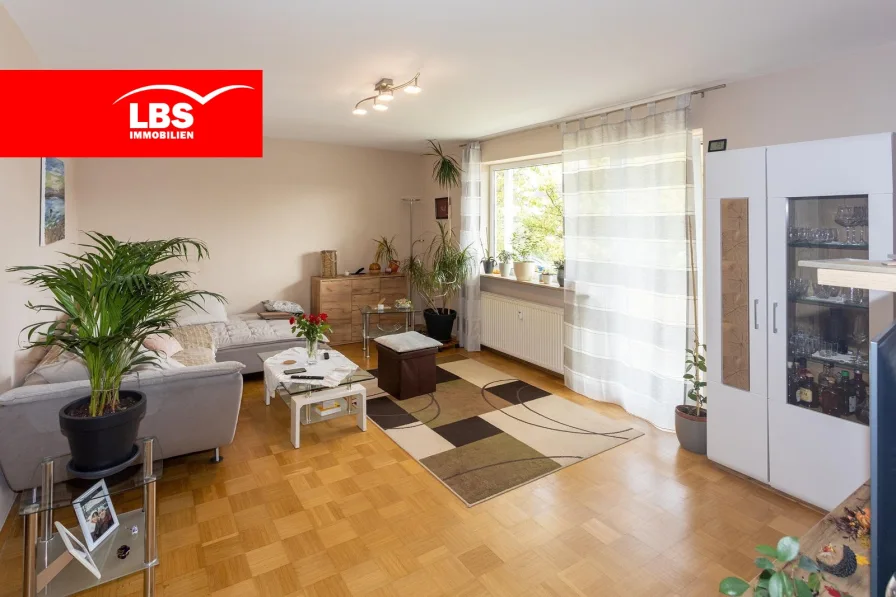Wohnzimmer - Wohnung kaufen in Lüdenscheid - Attraktive 2-Zimmer-Wohnung im 2. Stock mit Fahrstuhl
