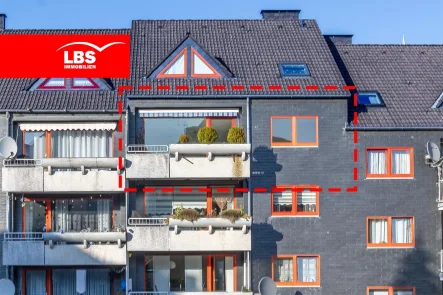 Außenansicht - Wohnung kaufen in Lüdenscheid - zentrale 3-Zimmer-Wohnung mit Süd-Balkon, Gäste-WC, Fahrstuhl, Tiefgarage