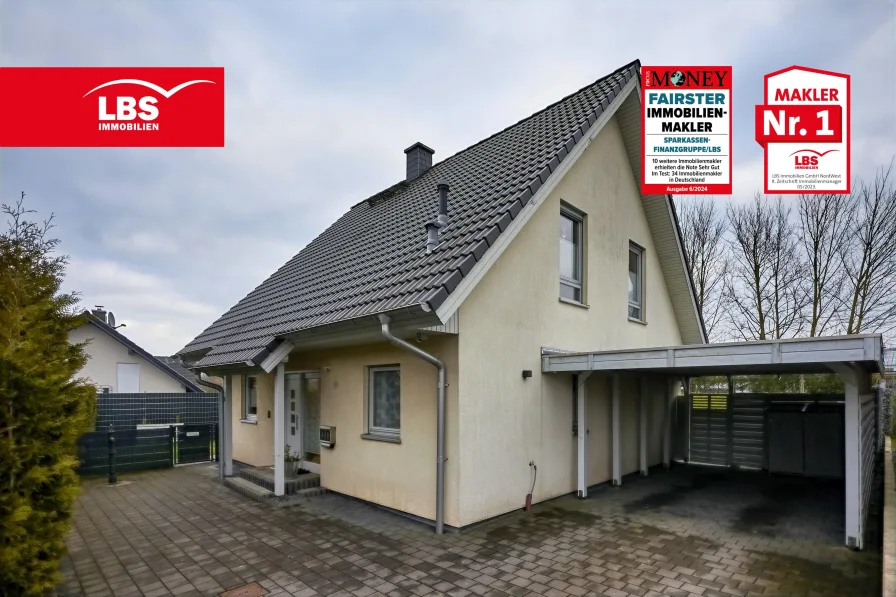 Vorderansicht - Haus kaufen in Neuenrade - Modernes, schönes EFH in Neuenrade KfW70 ideal für Familien