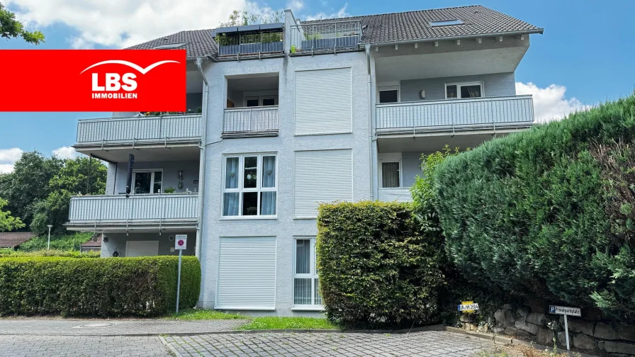 Aussenansicht Front - Wohnung kaufen in Schwerte - Charmante Eigentumswohnung, komplett möbliert in Schwerte Wandhofen