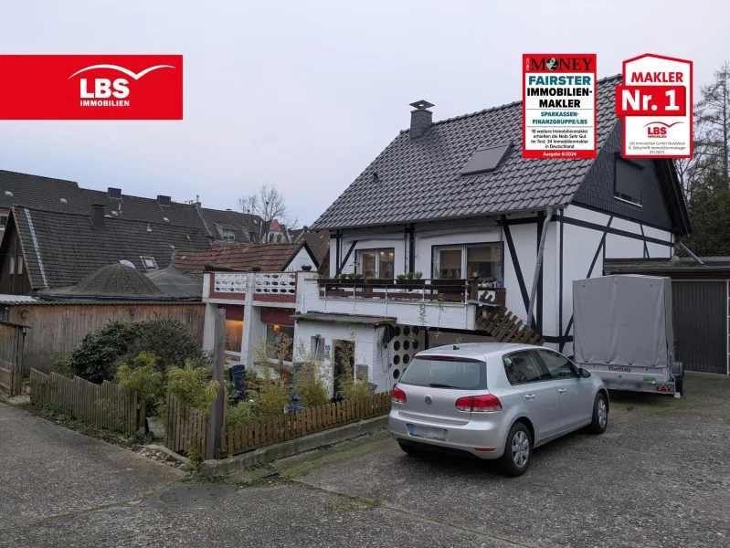 Vorderanischt - Haus kaufen in Hagen - Großzügiges Einfamilienhaus mit Garten, Balkon und Dachterrasse in Hagen 