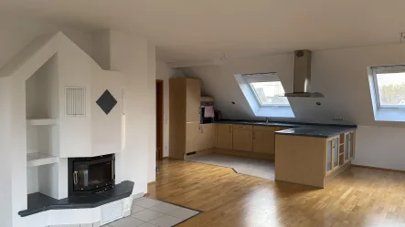 Wohnzimmer - Wohnung kaufen in Bochum - Lichtdurchflutete Oase: Moderne Dachgeschosswohnung zum Verlieben