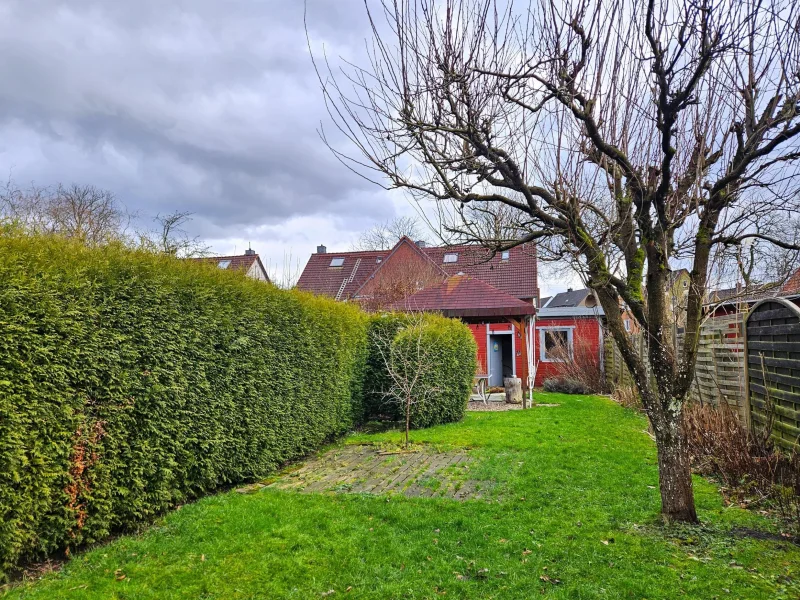 Garten - Haus kaufen in Bochum - Zechenhaus in Bochum Linden mit großzügigem Garten!