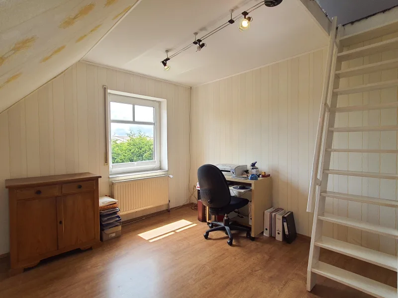 Kinderzimmer I mit Spitzbodenausbau