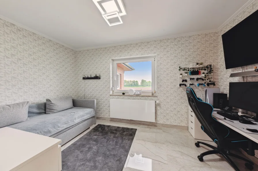 das vierte Zimmer (rd. 11,5 m² groß)