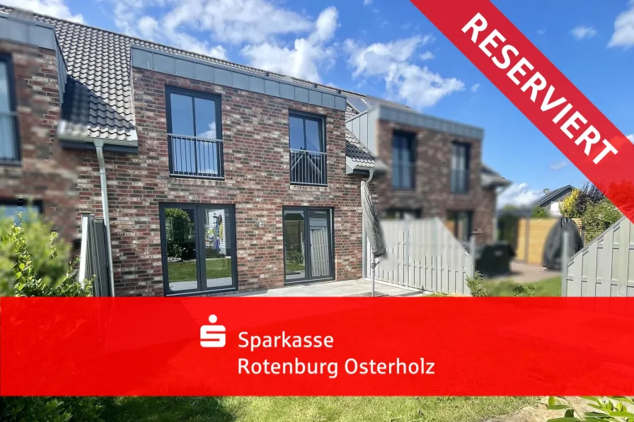 Rückansicht - Haus kaufen in Worpswede - *RESERVIERT*Zentral in Worpswede! Modernes Reihenhaus zum Sofort-Bezug