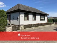 Hambergen-Spreddig: Kleiner 4-Zi-Bungalow mit traumhaften Grundstück 