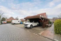 großer Carport für ca. 3-4 PKW