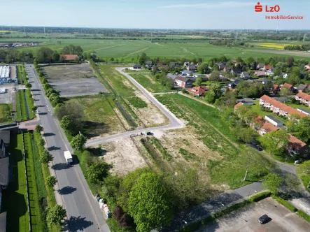 Drohnenaufnahmen Baugebiet Roffhausen - Grundstück kaufen in Schortens - Neue Bauplätze neben altem Olympiagelände