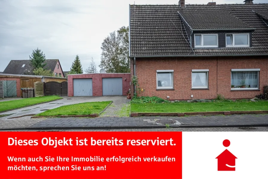 Außenansicht - Haus kaufen in Varel - Reserviert! Zweifamilienhaus in zentraler Lage von Varel