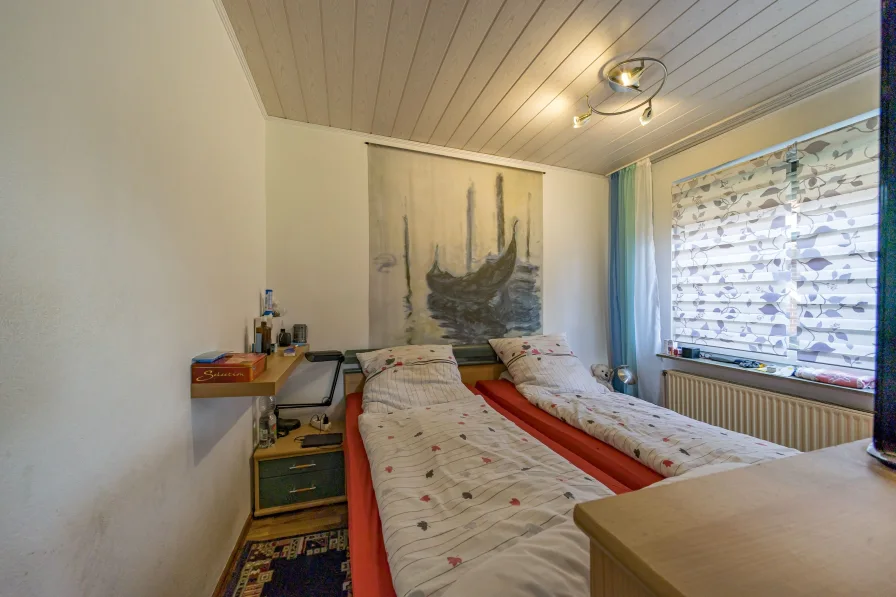 Schlafzimmer 2