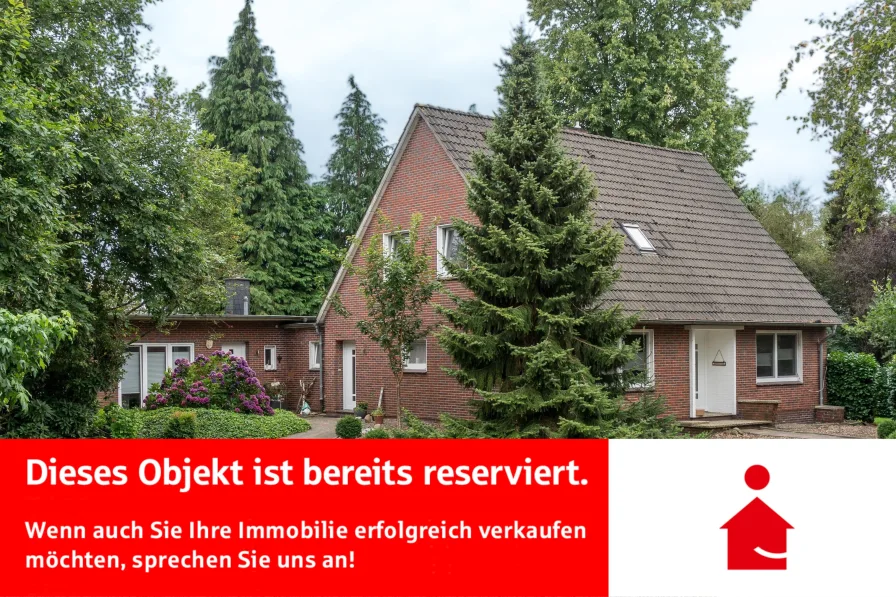 Außenansicht  - Haus kaufen in Westerstede - Kapitalanleger und Tierliebhaber aufgepasst! Saniertes Wohnhaus mit 3-Wohneinheiten!