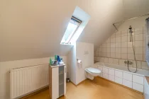 WE 2: Badezimmer OG