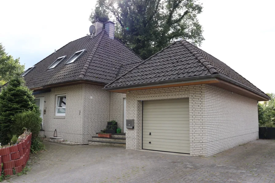 Schönes Einfamilienhaus in Huntlosen