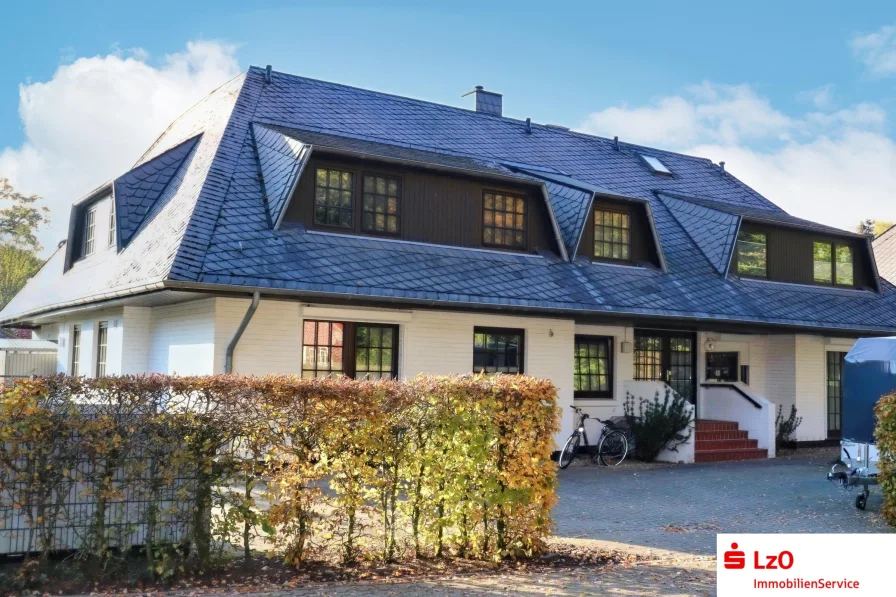 Schöne Eigentumswohnung im Erdgeschoss - Wohnung kaufen in Hude - Gepflegte EG-Wohnung mit Terrasse und kleinem Garten in attraktiver Lage 