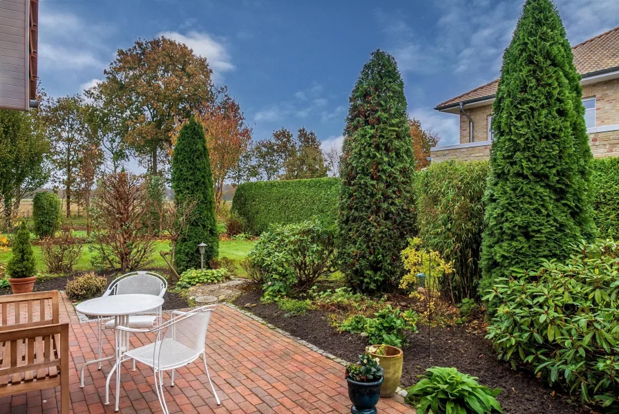 Terrasse und Garten