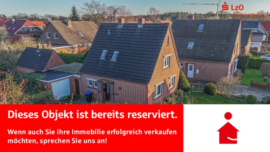 Luftaufnahme - Haus kaufen in Jever - Reserviert: Ein charmantes Haus mit Potenzial