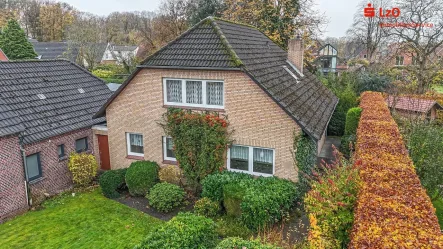 Luftaufnahme - Haus kaufen in Aurich - Großes Wohnhaus in Aurich - beeilen Sie sich!