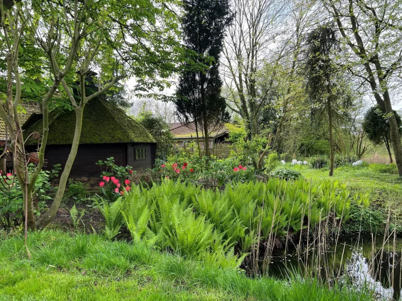 Ursprüngliche Natur umgibt die Gartenhäuser