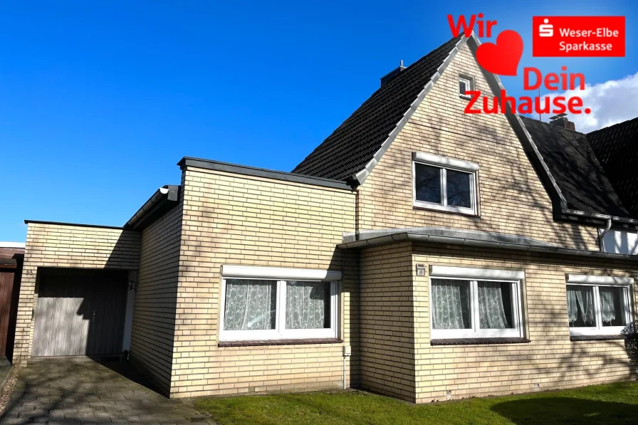 Hausansicht - Haus kaufen in Bremerhaven - Gemütliche Doppelhaushälfte zum Einziehen!