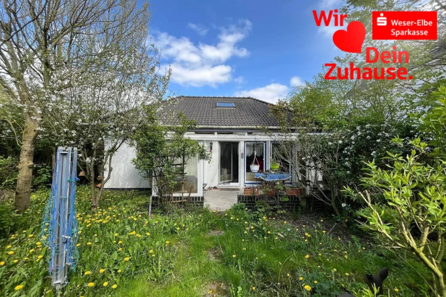 Gartenansicht - Haus kaufen in Bremerhaven - Wohnen auf einer Ebene 