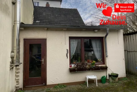 Terrassenansicht - Haus kaufen in Bremerhaven - Kleines Zuhause an der Geeste - DHH in Lehe 