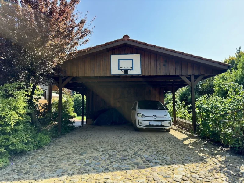 Carport