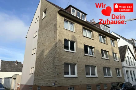 Straßenansicht - Haus kaufen in Bremerhaven - Mehrfamilienhaus mit 8 WE in Geestemünde