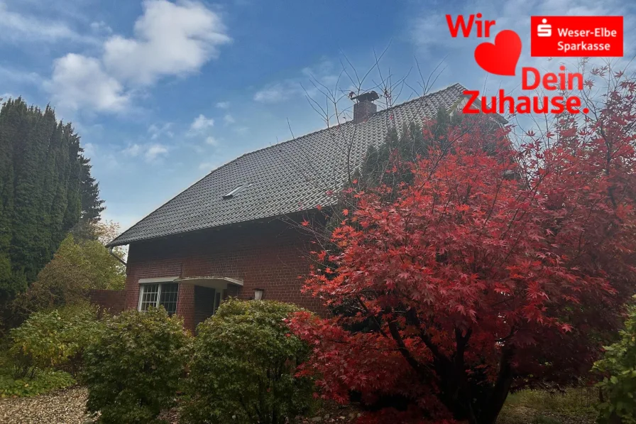 Titelbild - Haus kaufen in Schiffdorf -  Einfamilienhaus mit Nebengebäude in Geestenseth