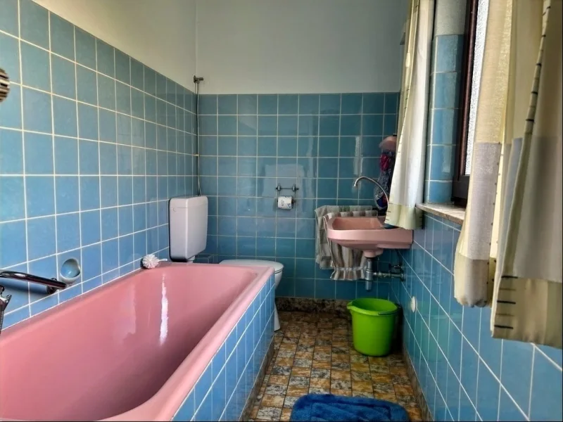 Badezimmer EG 