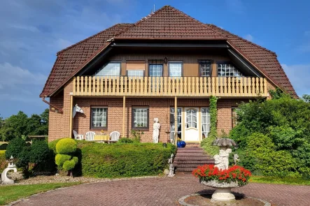  - Haus kaufen in Moorweg - Wohnhaus mit Weitblick in Moorweg bei Esens
