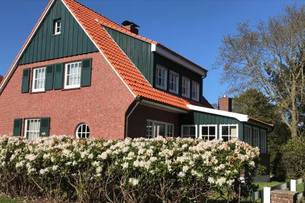 Hausansicht - Haus kaufen in Spiekeroog - Urgemütlich - Inseltypisch - Einzigartig!