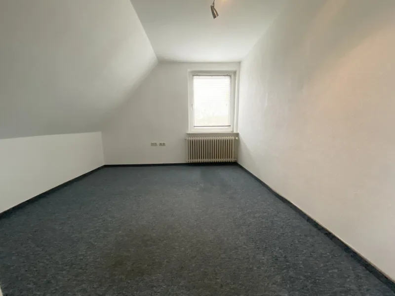 Zweites Schlafzimmer Dachgeschoss