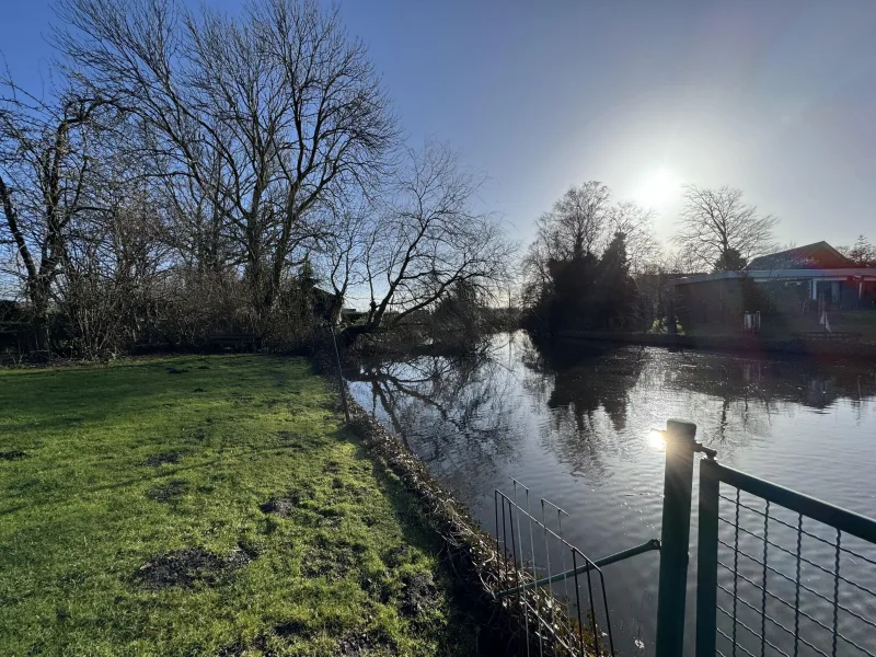 Garten mit Wasserblick