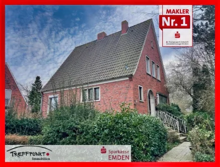 Titelbild - Haus kaufen in Emden - TOP-Lage: Einfamilienhaus mit großem Eigentumsgrundstück