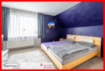 Schlafzimmer DG