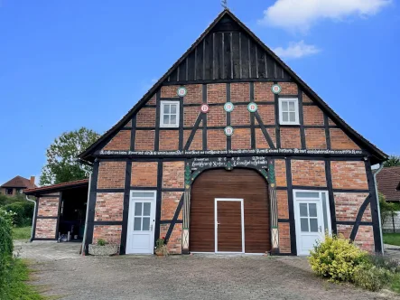 Firmengebäude - Haus kaufen in Barsinghausen - Fachwerkäuser mit Potential