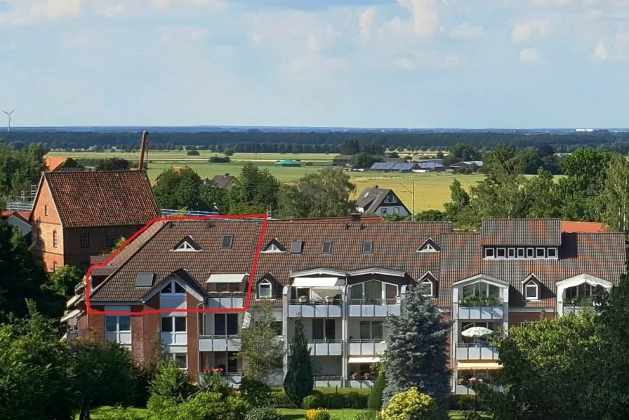 Hausansicht - Wohnung kaufen in Barsinghausen - Zentrumsnahe Wohnung mit Blick auf den Deister