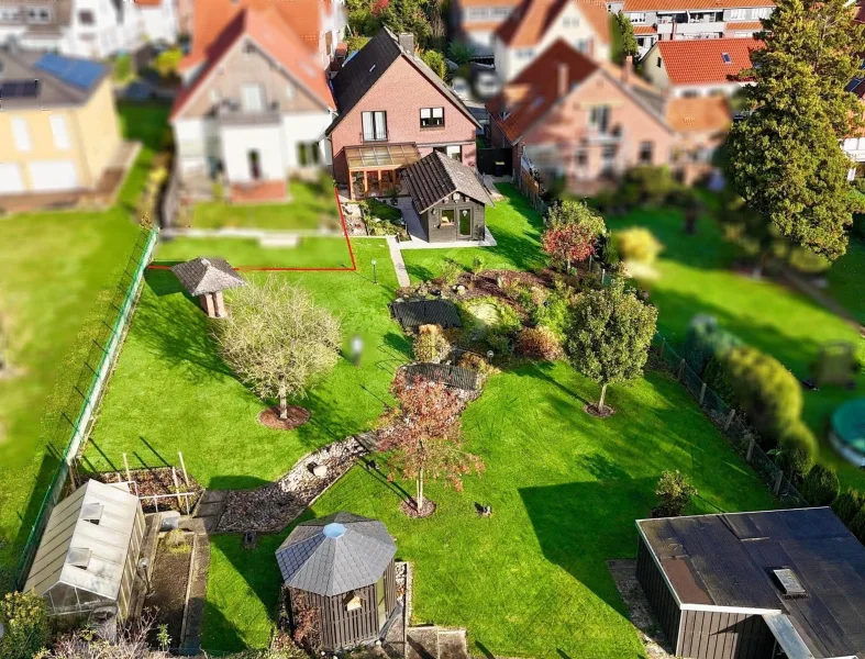 Ausblick auf den Garten  - Haus kaufen in Barsinghausen - Wohlfühloase in beliebter Lage von Barsinghausen