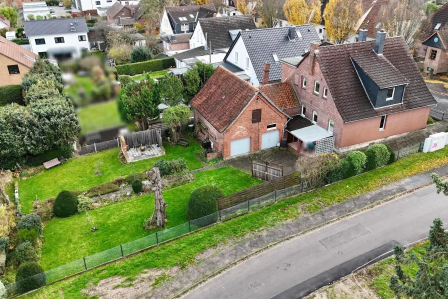 Blick auf das Grundstück - Haus kaufen in Barsinghausen - Haus mit Charme am Deister