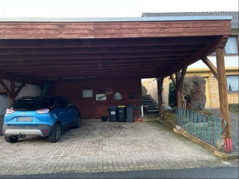 Carport mit Abstellraum